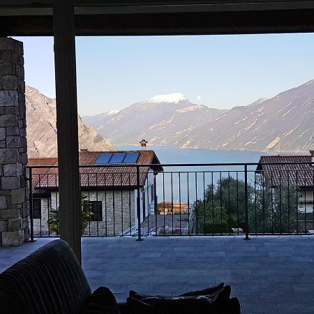 Villetta Sogno sul Lago by Gardadomusmea Tremosine Esterno foto