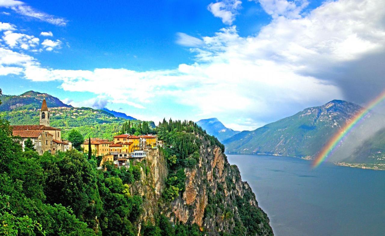 Villetta Sogno sul Lago by Gardadomusmea Tremosine Esterno foto